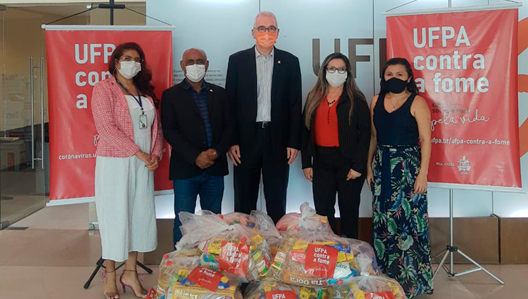 Biblioteca Central realiza entrega de cestas básicas à Campanha UFPA contra fome